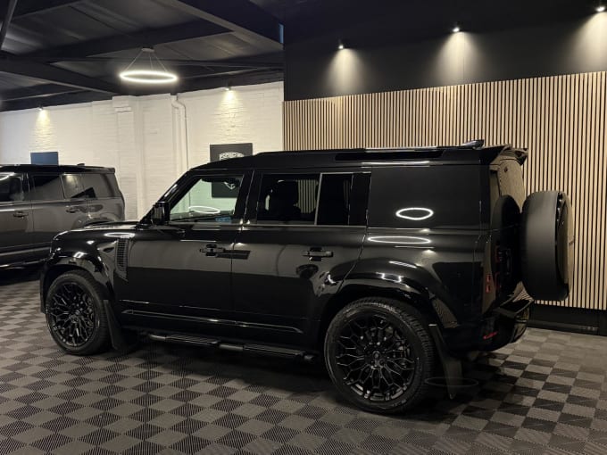 2024 Land Rover Defender 110