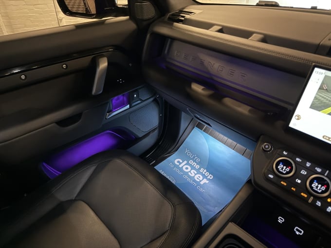 2024 Land Rover Defender 110