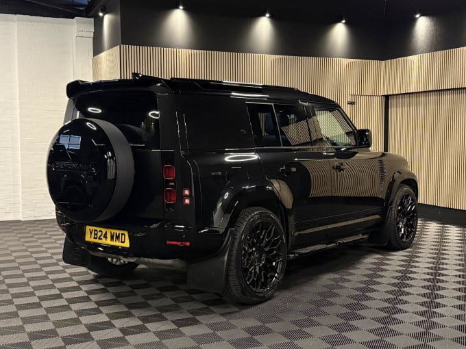2024 Land Rover Defender 110