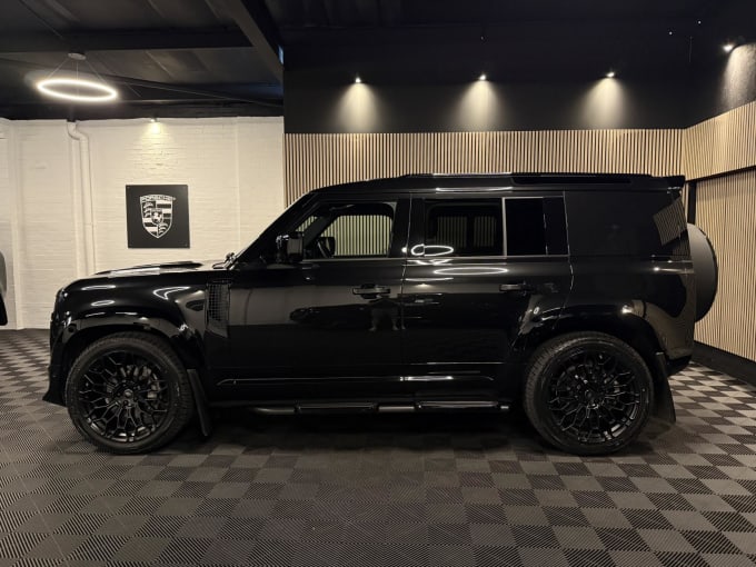 2024 Land Rover Defender 110