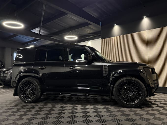 2024 Land Rover Defender 110