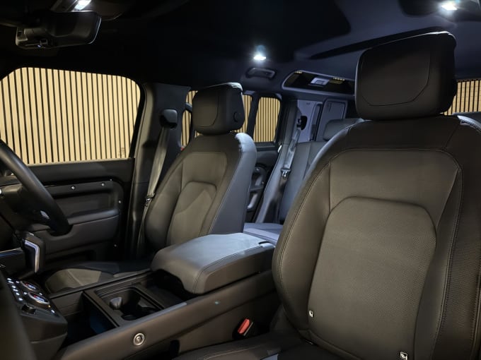 2024 Land Rover Defender 110