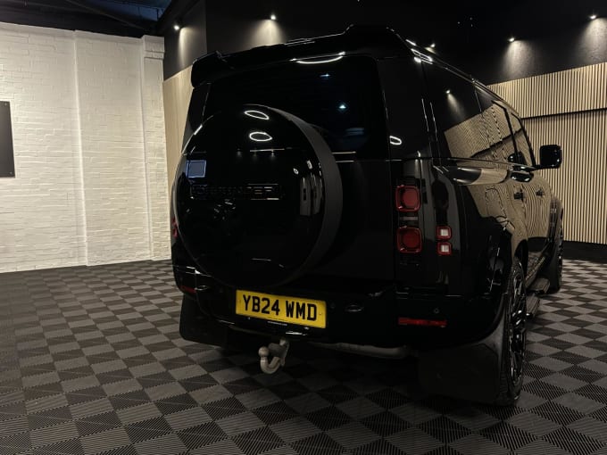 2024 Land Rover Defender 110