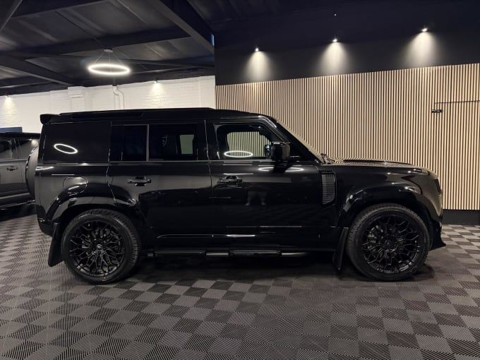 2024 Land Rover Defender 110