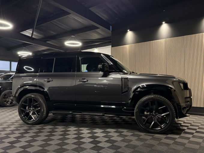 2024 Land Rover Defender 110