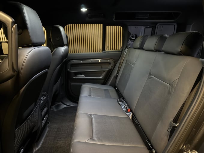 2024 Land Rover Defender 110