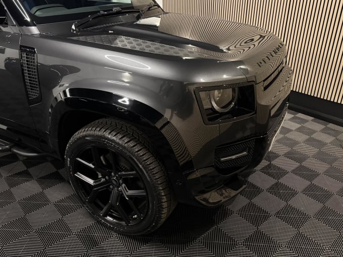 2024 Land Rover Defender 110