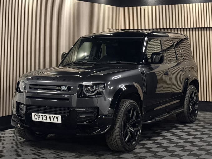 2024 Land Rover Defender 110