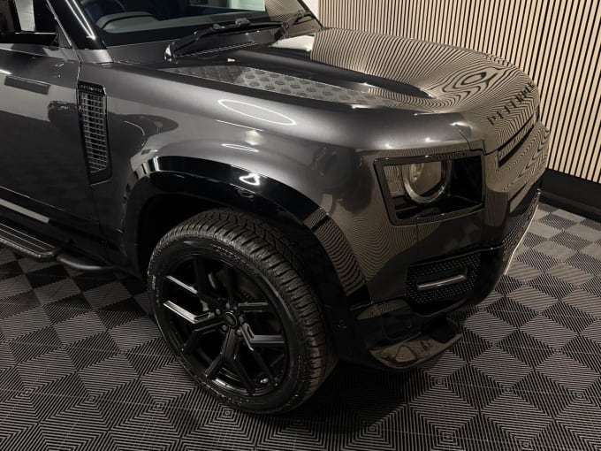 2024 Land Rover Defender 110