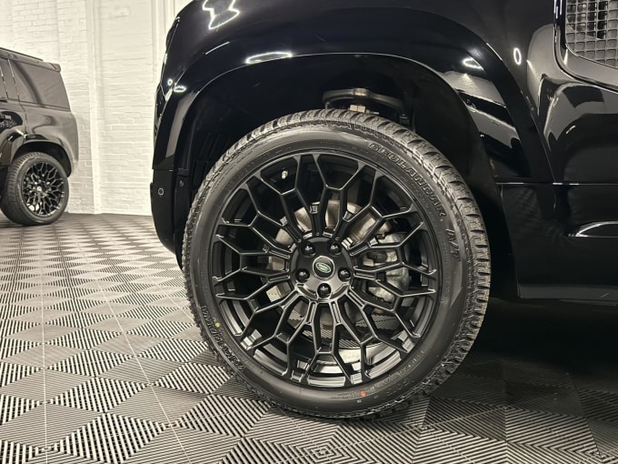 2023 Land Rover Defender 110