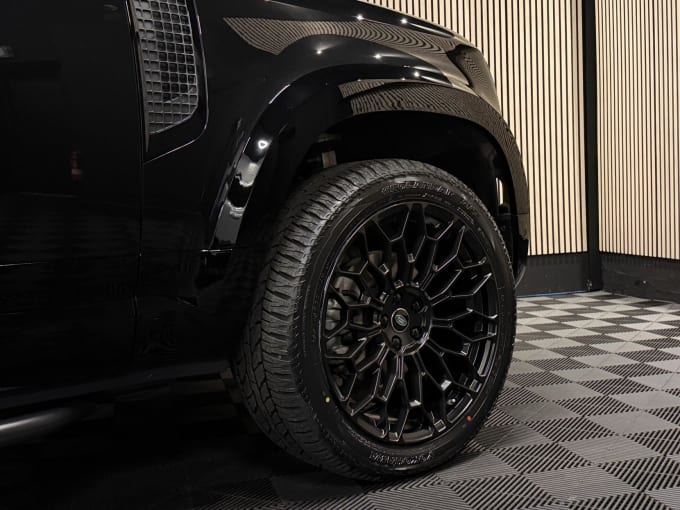 2023 Land Rover Defender 110
