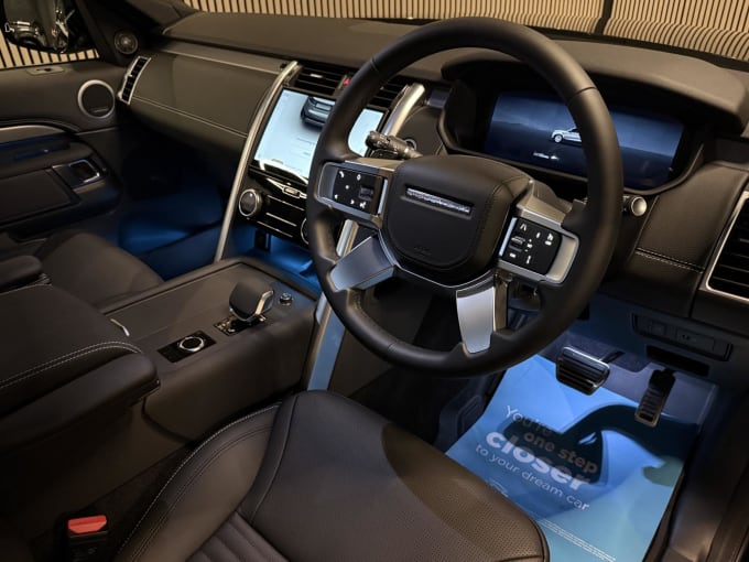 2025 Land Rover Discovery