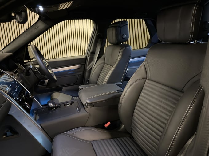 2025 Land Rover Discovery