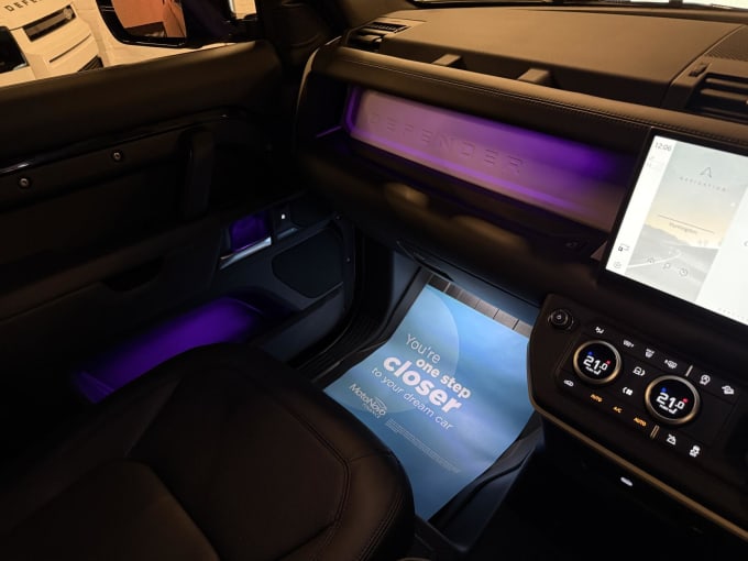 2025 Land Rover Defender 90