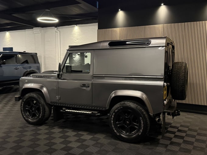 2014 Land Rover Defender 90