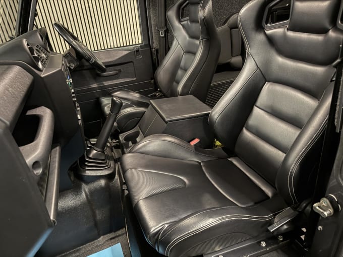 2014 Land Rover Defender 90