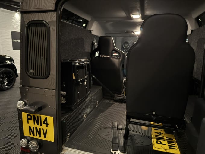 2014 Land Rover Defender 90
