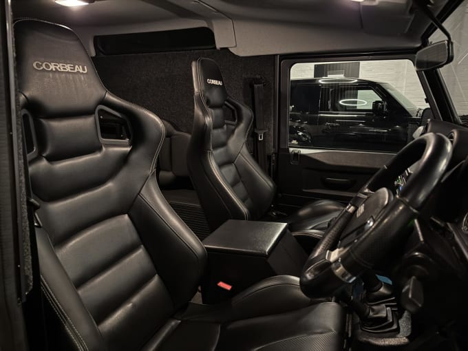 2014 Land Rover Defender 90