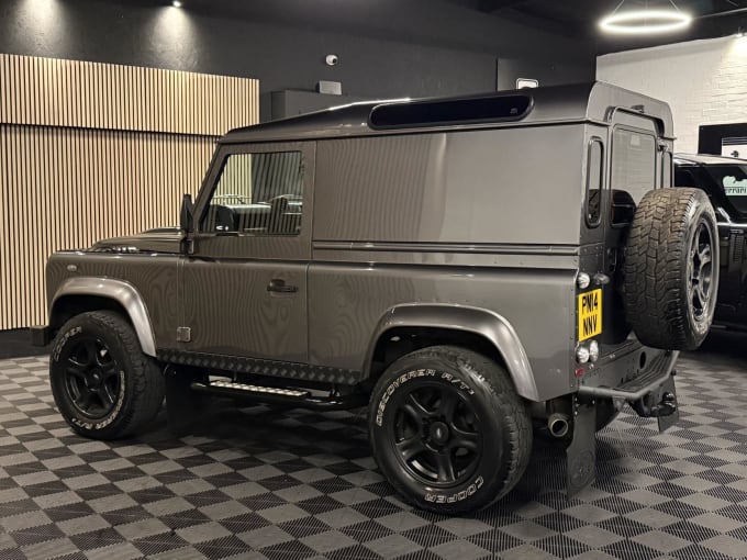 2014 Land Rover Defender 90