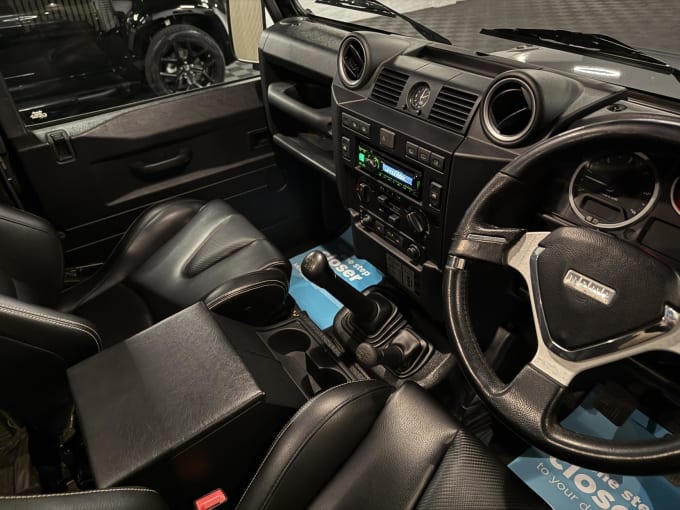 2014 Land Rover Defender 90