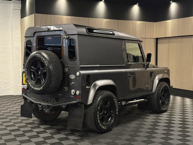 2014 Land Rover Defender 90