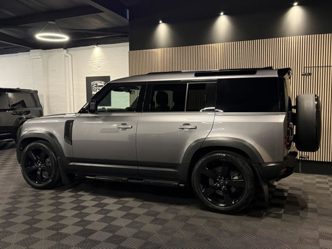 2022 Land Rover Defender 110