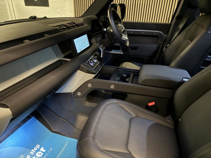 2022 Land Rover Defender 110