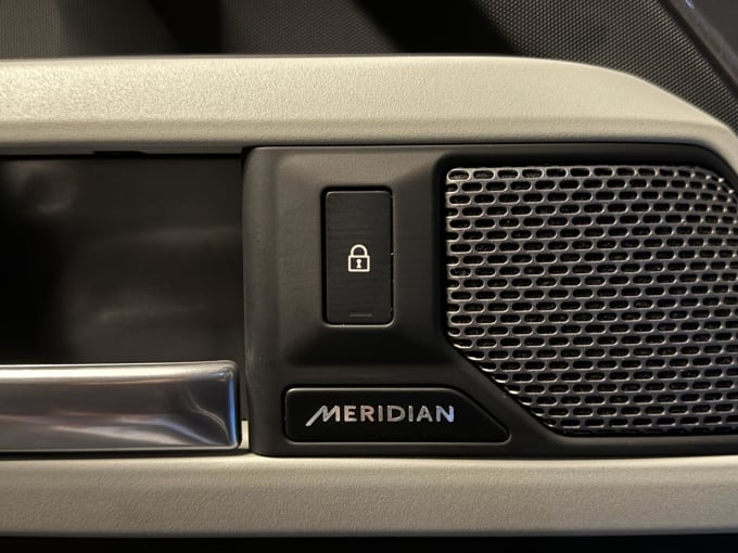 2023 Land Rover Defender 110