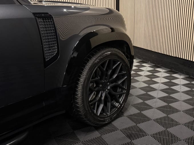 2022 Land Rover Defender 110