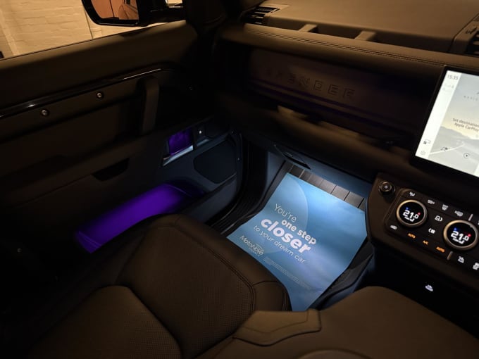 2025 Land Rover Defender 90