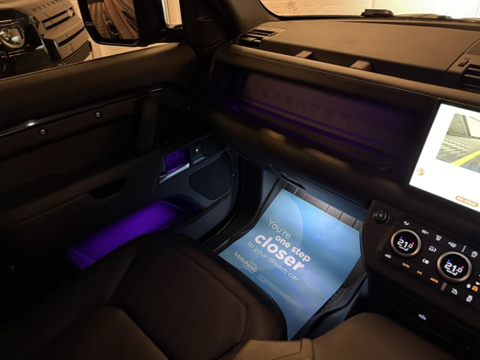 2025 Land Rover Defender 90