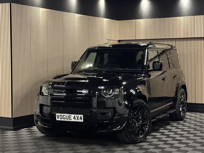 2025 Land Rover Defender 110