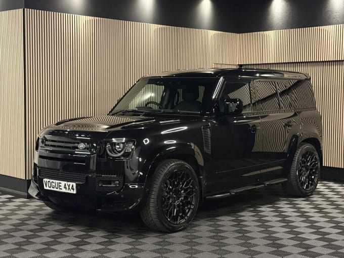 2025 Land Rover Defender 110