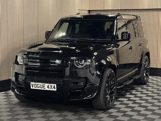 2025 Land Rover Defender 110