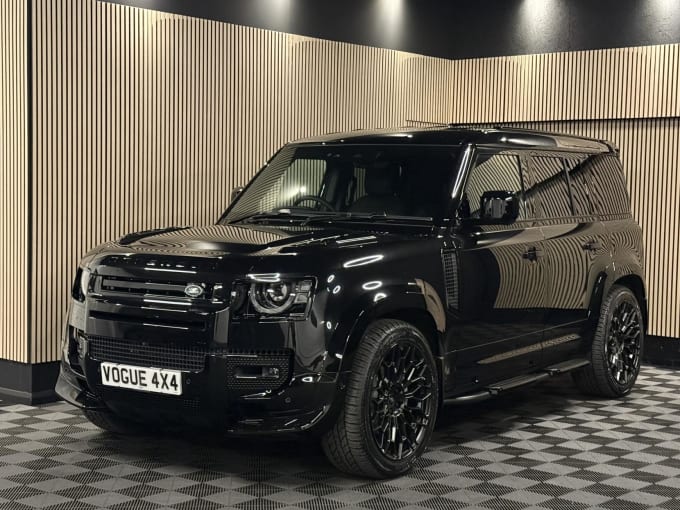 2025 Land Rover Defender 110