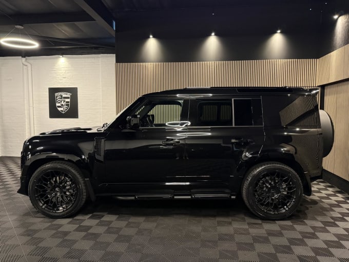 2025 Land Rover Defender 110