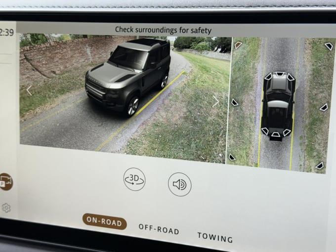 2025 Land Rover Defender 90