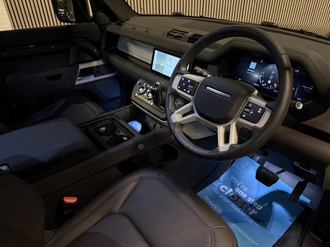 2023 Land Rover Defender 110