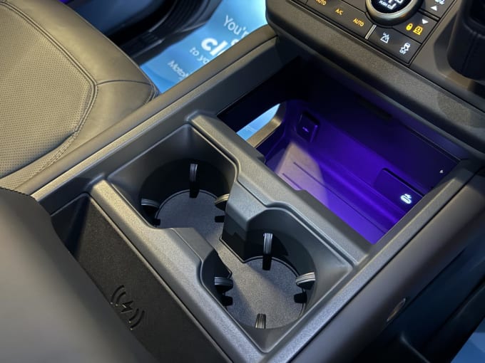 2025 Land Rover Defender 110
