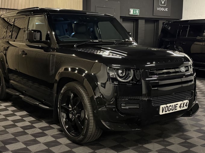 2025 Land Rover Defender 110