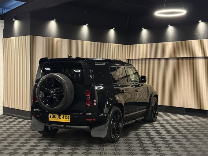 2025 Land Rover Defender 110