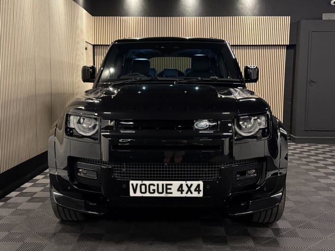 2025 Land Rover Defender 110