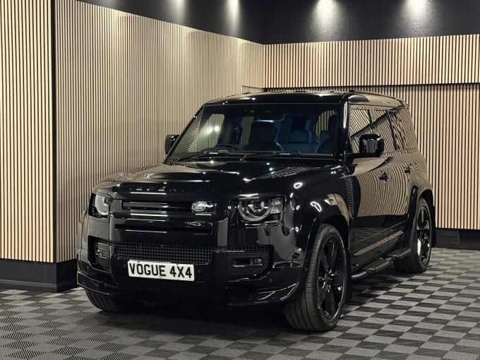 2025 Land Rover Defender 110