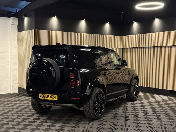 2025 Land Rover Defender 110