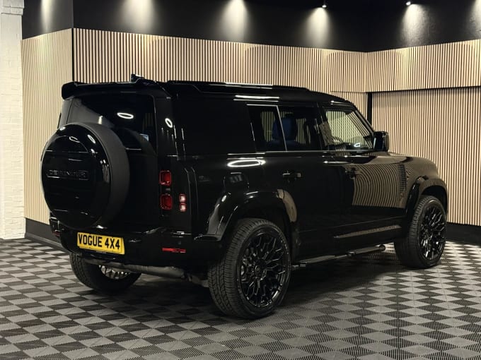 2025 Land Rover Defender 110