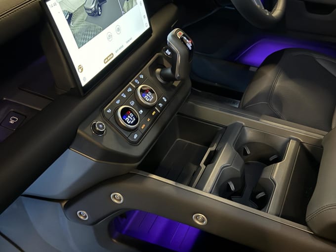 2025 Land Rover Defender 110