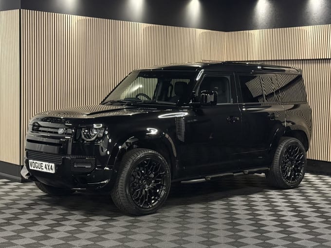 2025 Land Rover Defender 110