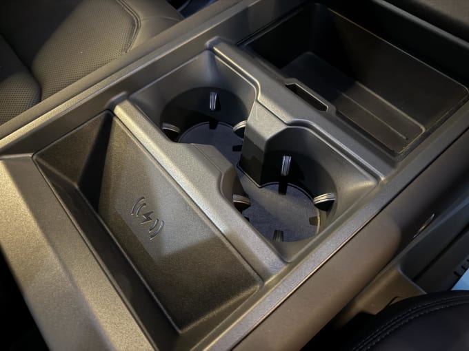 2025 Land Rover Defender 110