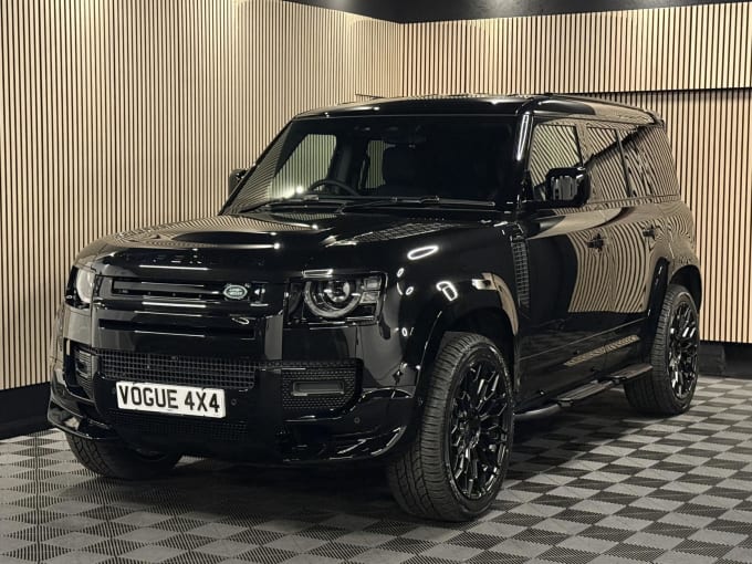 2025 Land Rover Defender 110