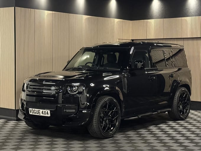 2025 Land Rover Defender 110